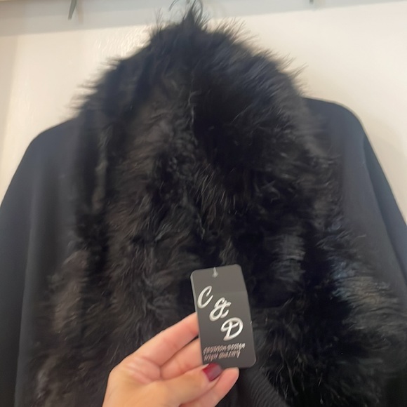 Faux fur black pashmina - Picture 2 of 4